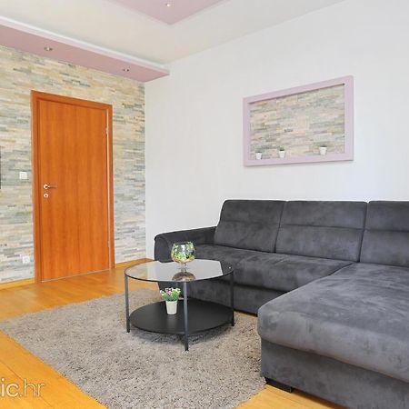 Deluxe Apartment Bagaric Trogir Eksteriør billede