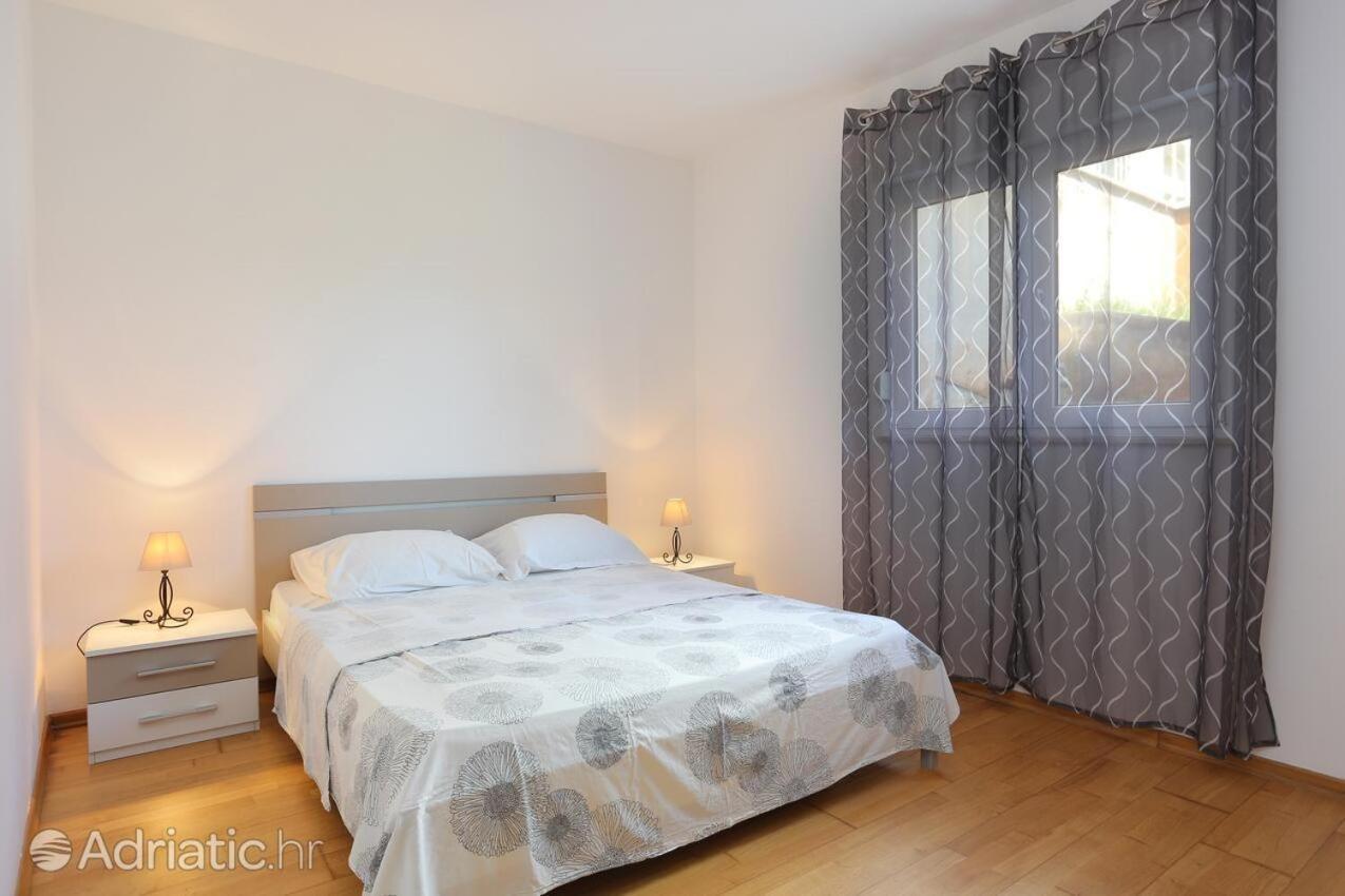 Deluxe Apartment Bagaric Trogir Eksteriør billede